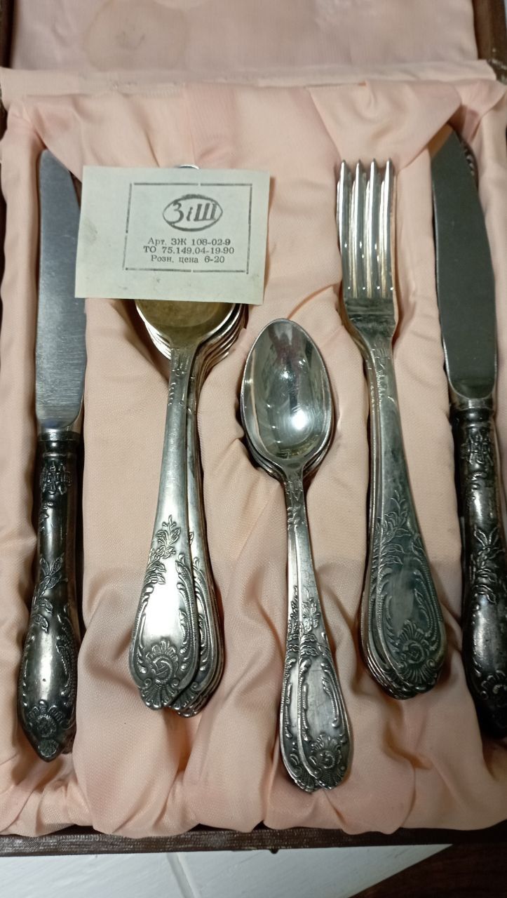 Продам мельхиор СССР.