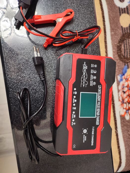 Зарядний пристрій 12/24в - 10А 5А