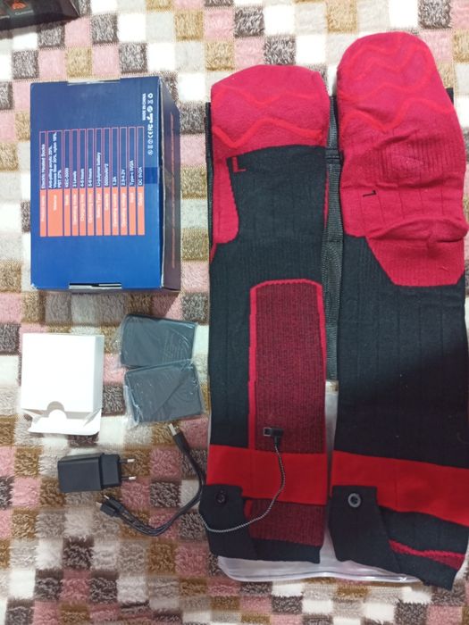 Носки з підігрівом на павербанках