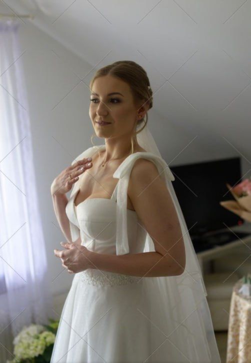 Сукня весільна білого кольору, модель Lila 06.