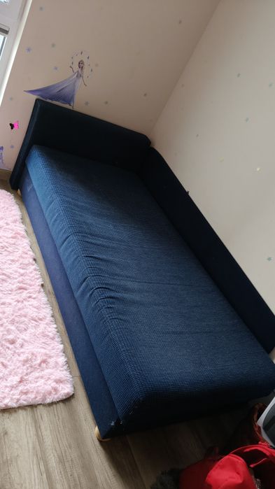 Pojedyncze łóżko z dużym schowkiem POŚCIELE PODUSZKI I KOCYK GRATIS