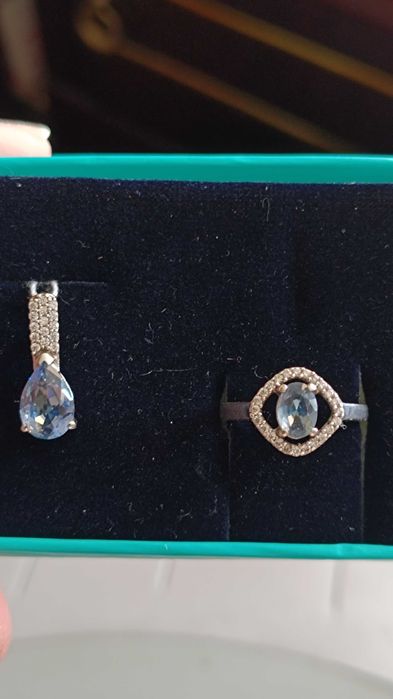 Срібні комплекти з сапфіровим цирконом, царитом, блакитним іолітом