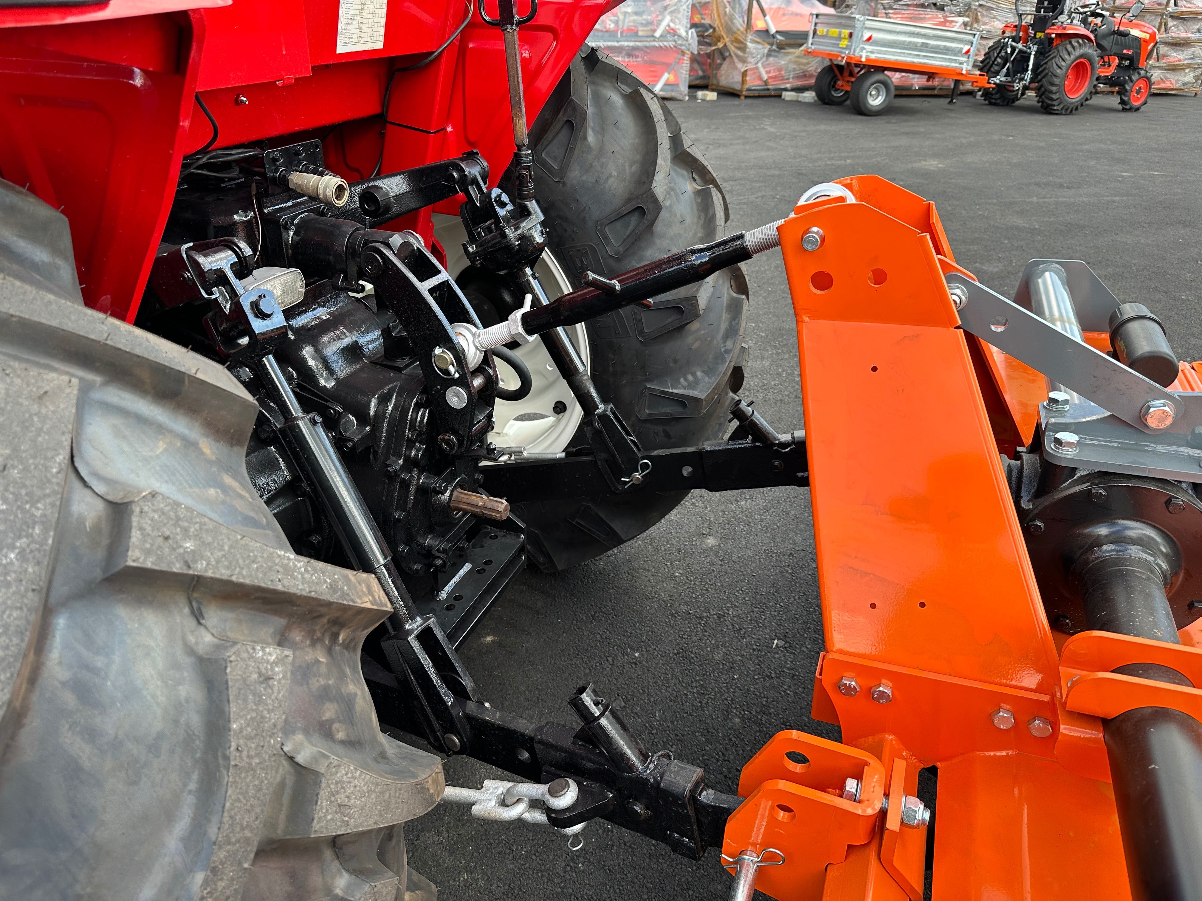 Трактор Mitsubishi MT-63 / Трактор Мітсубі6сі МТ-63