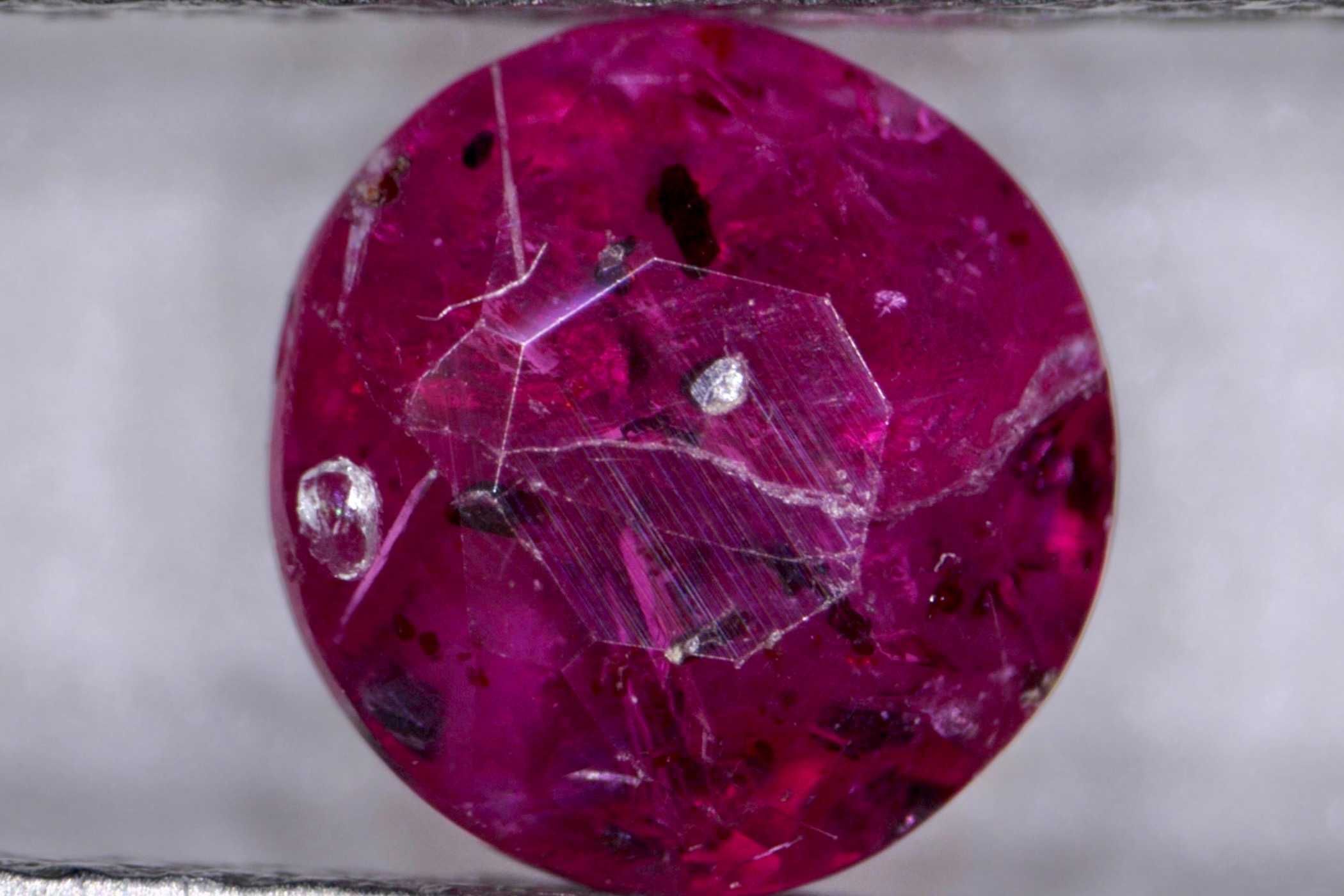 Rubin 0.47ct Okrągły