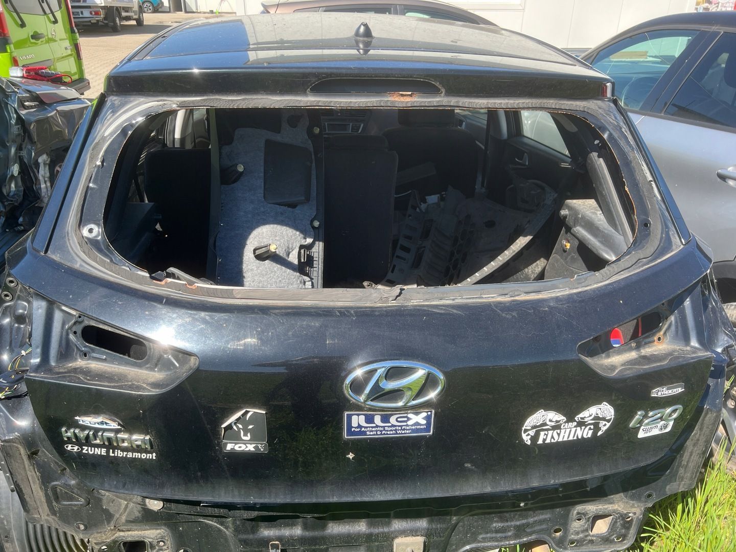 HYUNDAI I20 II 14- KLAPA BAGAŻNIKA KOLOR X5B