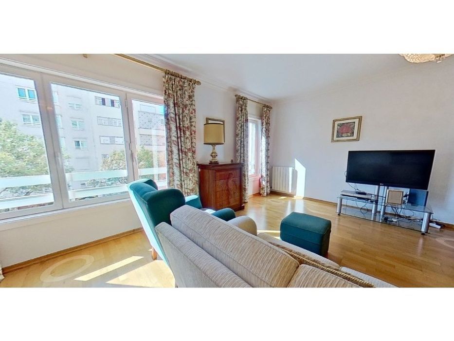 Apartamento T2 para arrendar - Entrecampos, Lisboa