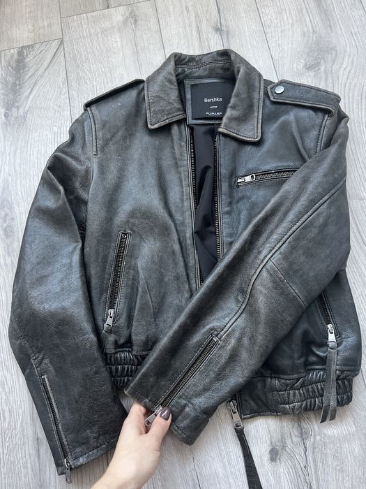 Шкіряна куртка косуха натуральна bershka