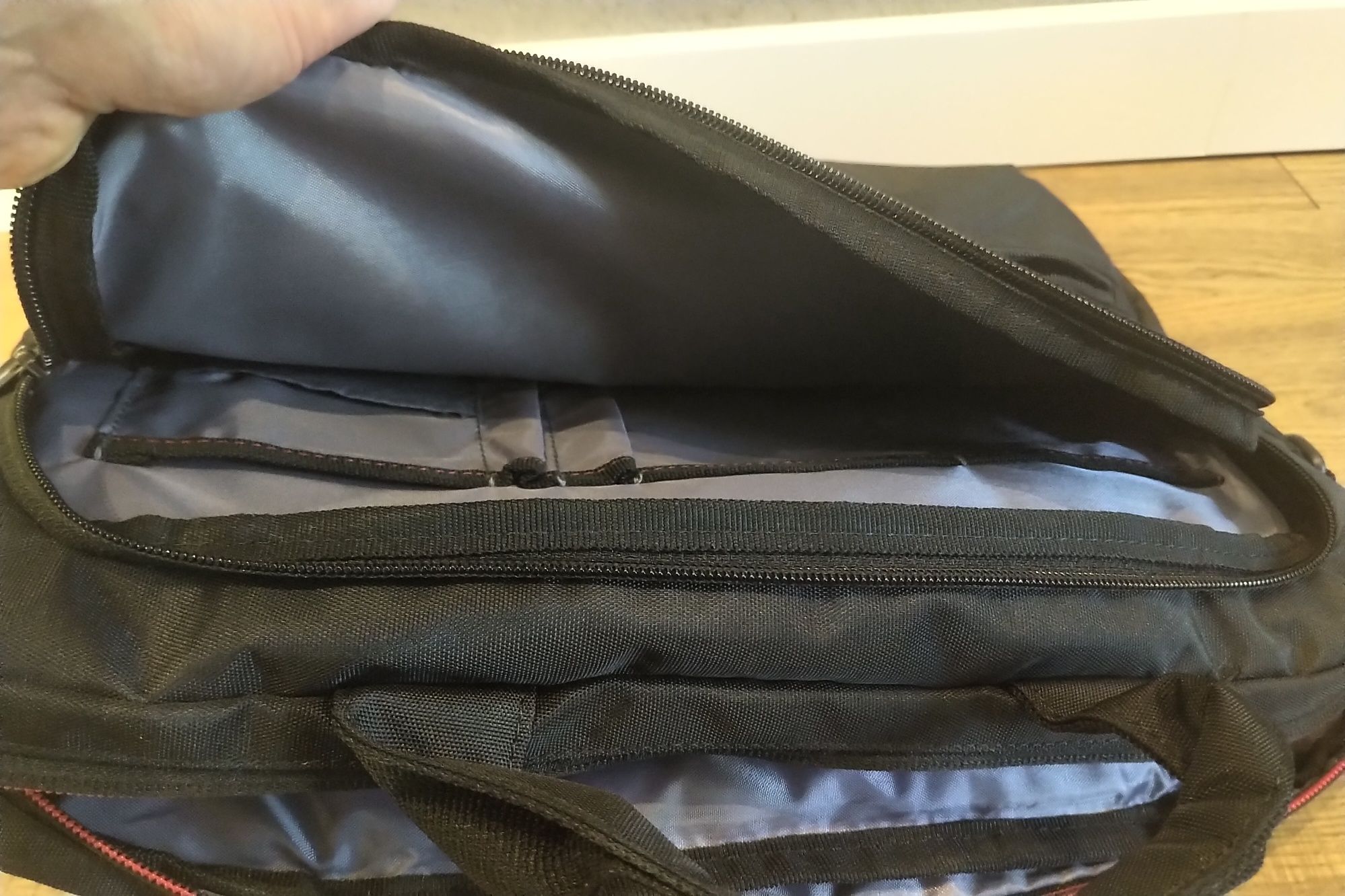 Torba Lenovo ThinkPad Topload Case raz użyta na laptopa 17