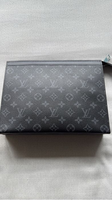 Bolsa de Mão Louis Vuitton Preta