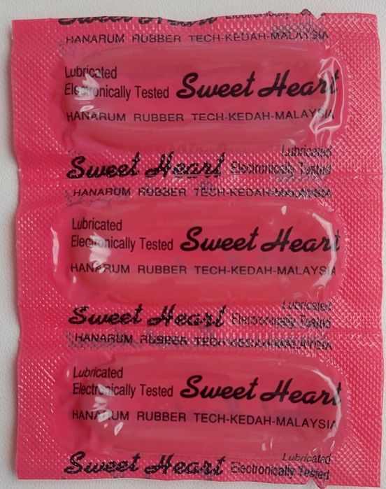 "Sweet heart" презервативи 1996р, антикваріат, нові, подарунок 8 Берез