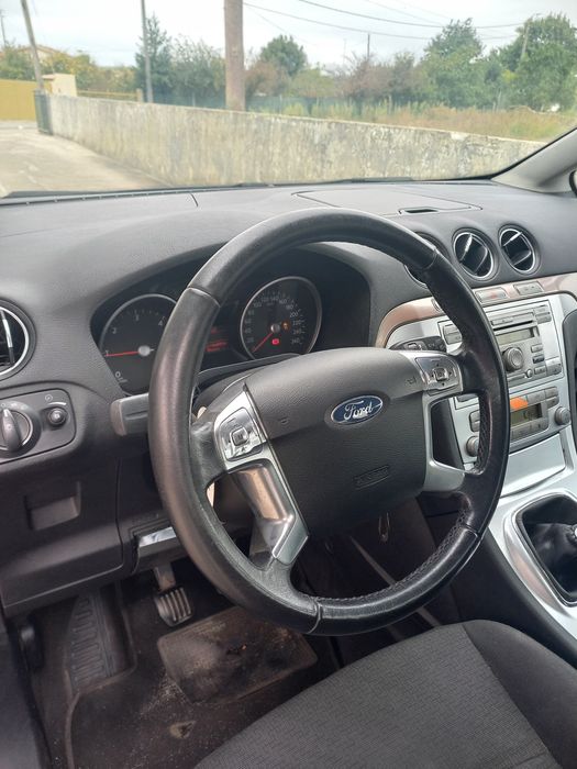 Vendo Ford Galaxy TDCI