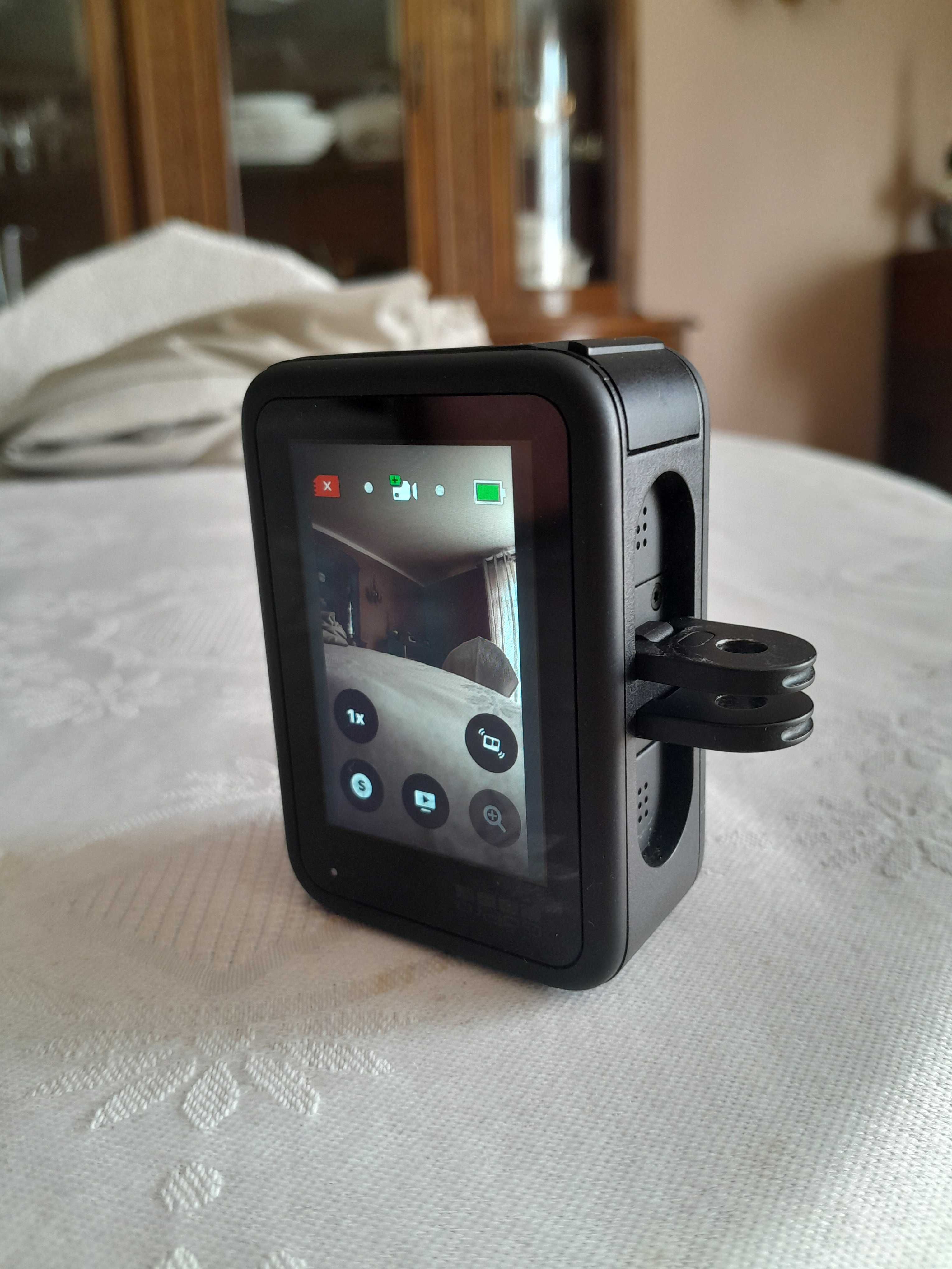 GoPro 11 BLACK + Colar Telesin e acessórios
