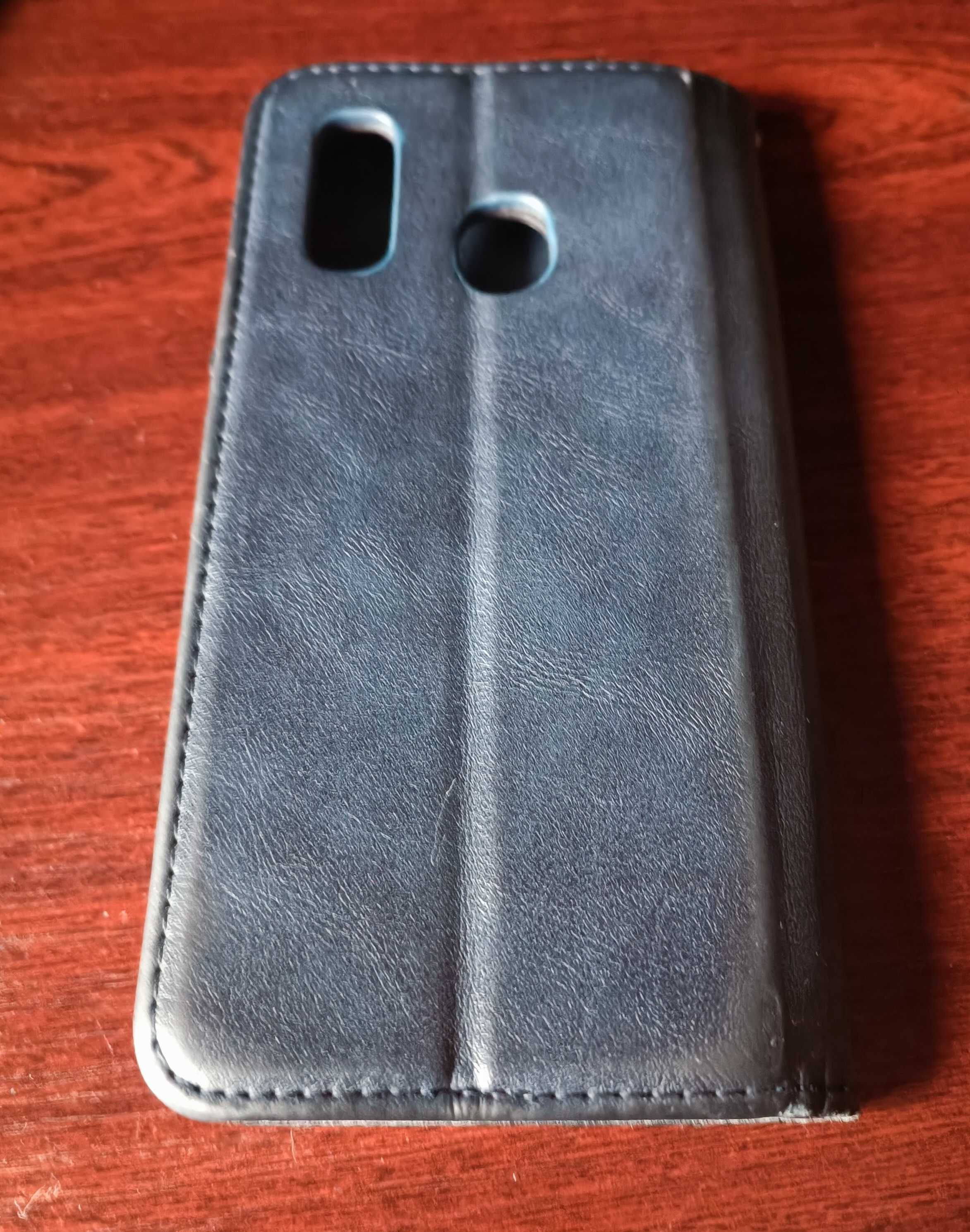 Etui do Samsung Galaxy A40 skóra 3 częściowe