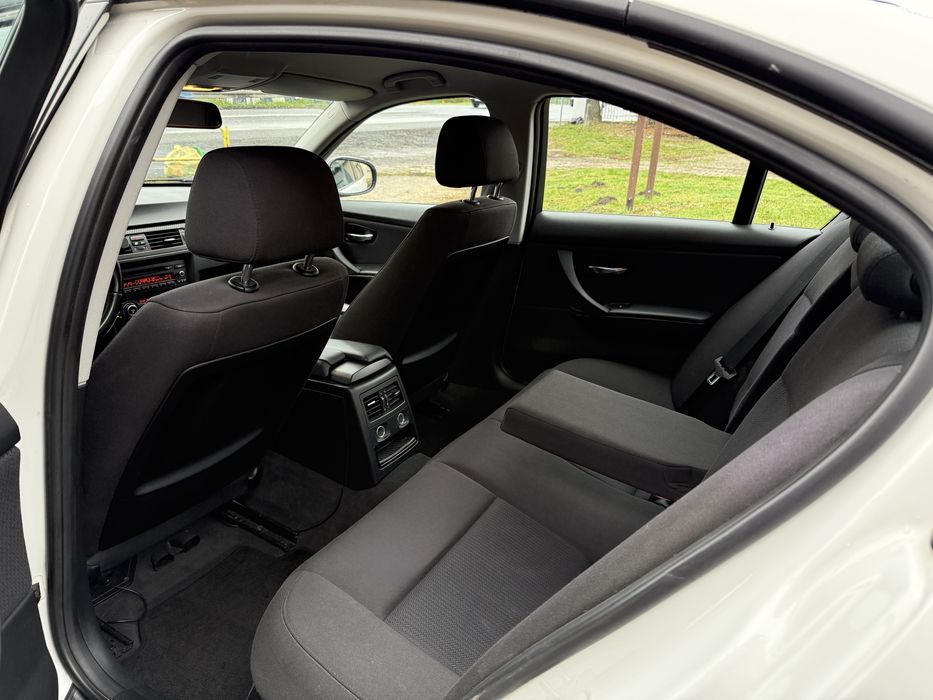 BMW E90 316D Alpine Weiss