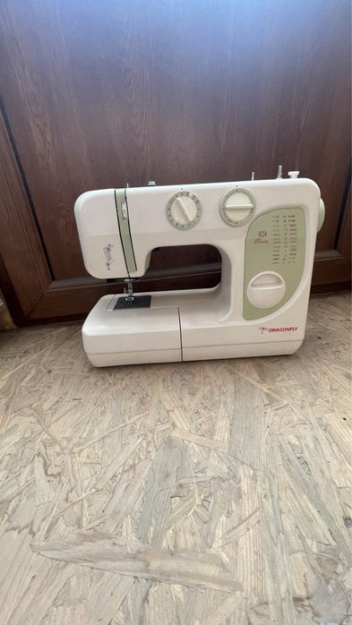 Продам швейну машину Dragonfly.