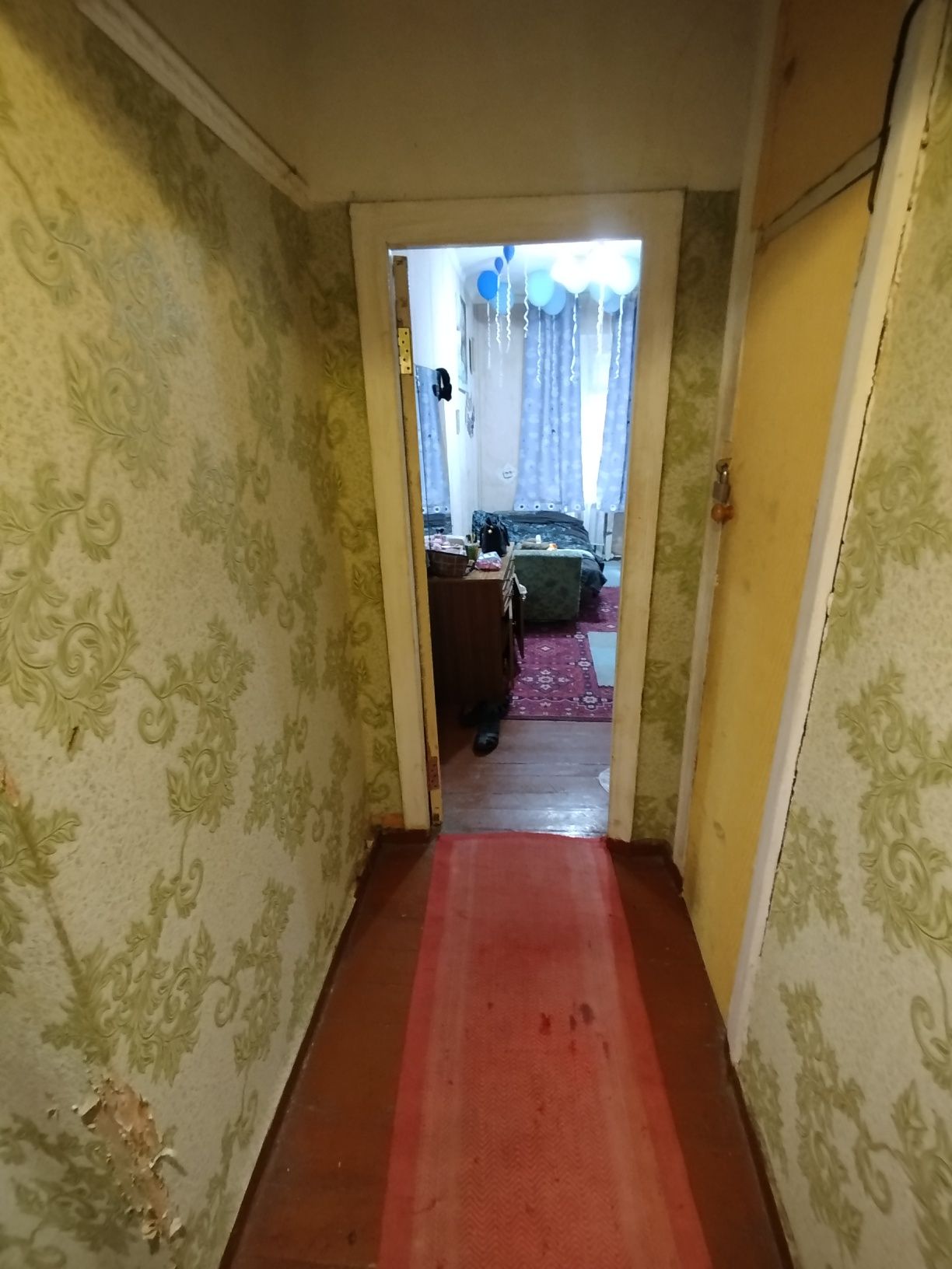 Продам 3 кім.кв. в центрі м. Сміла