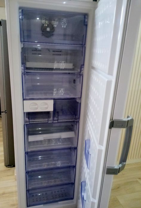 Морозильная камера BECO fn