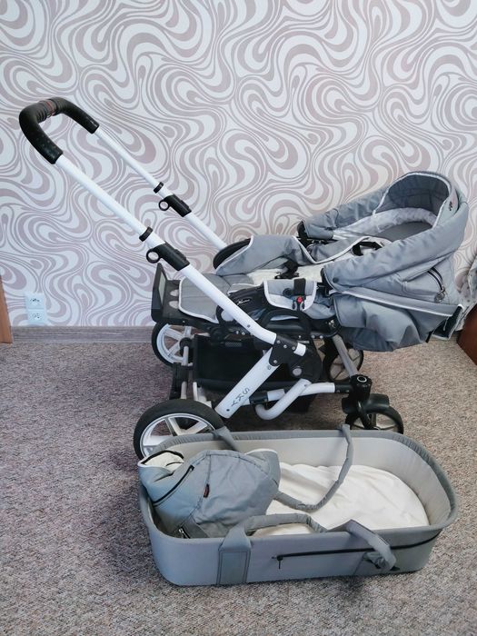 Sprzedam wózek dziecięcy Hartan
