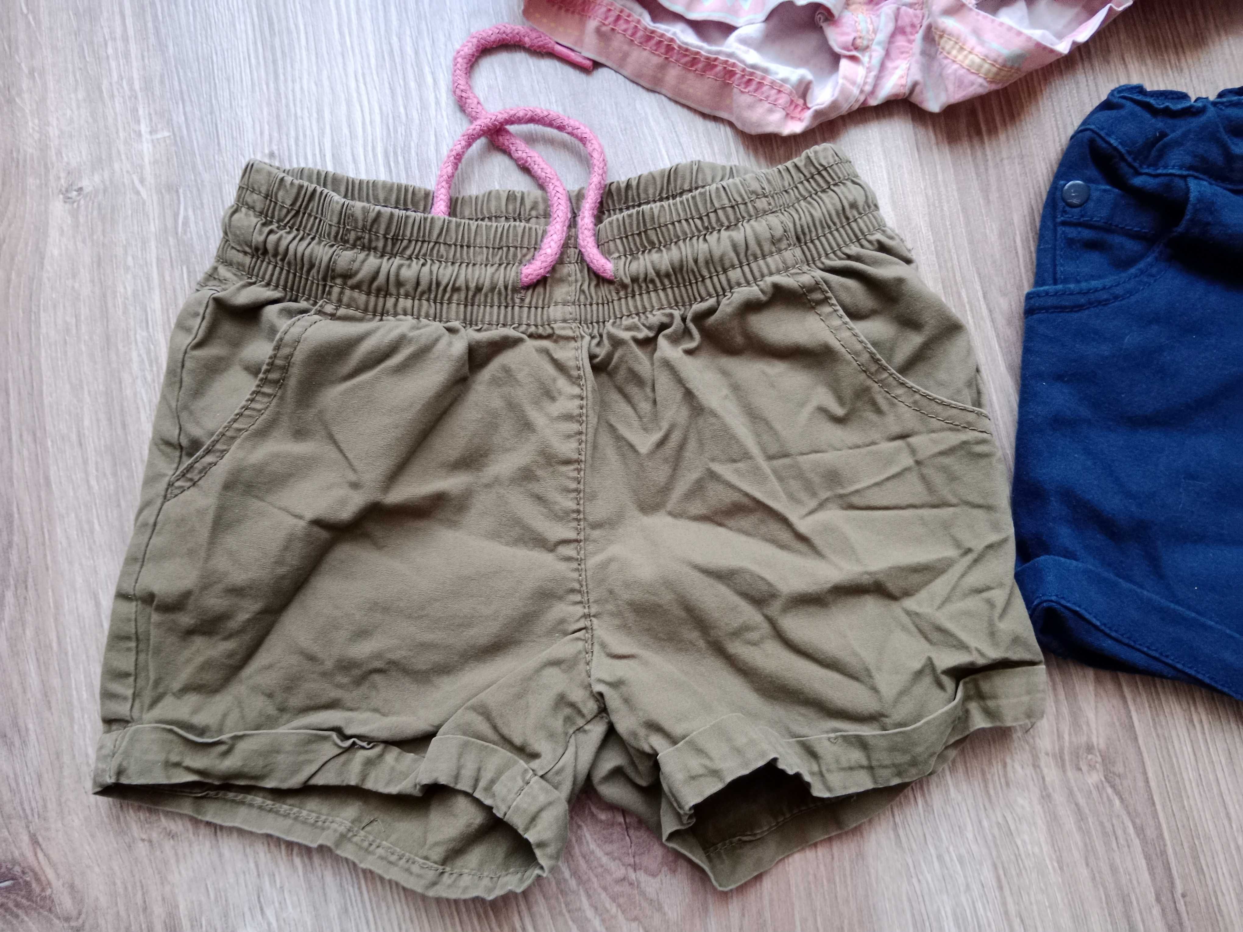 3 pary krótkich spodenek szorty rozm 104 cm