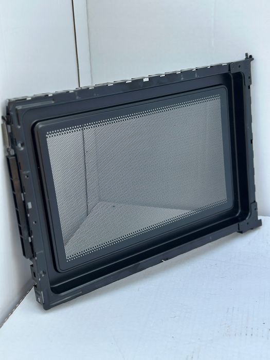 Drzwi do kuchenki mikrofalowej Samsung MS23F301TAS