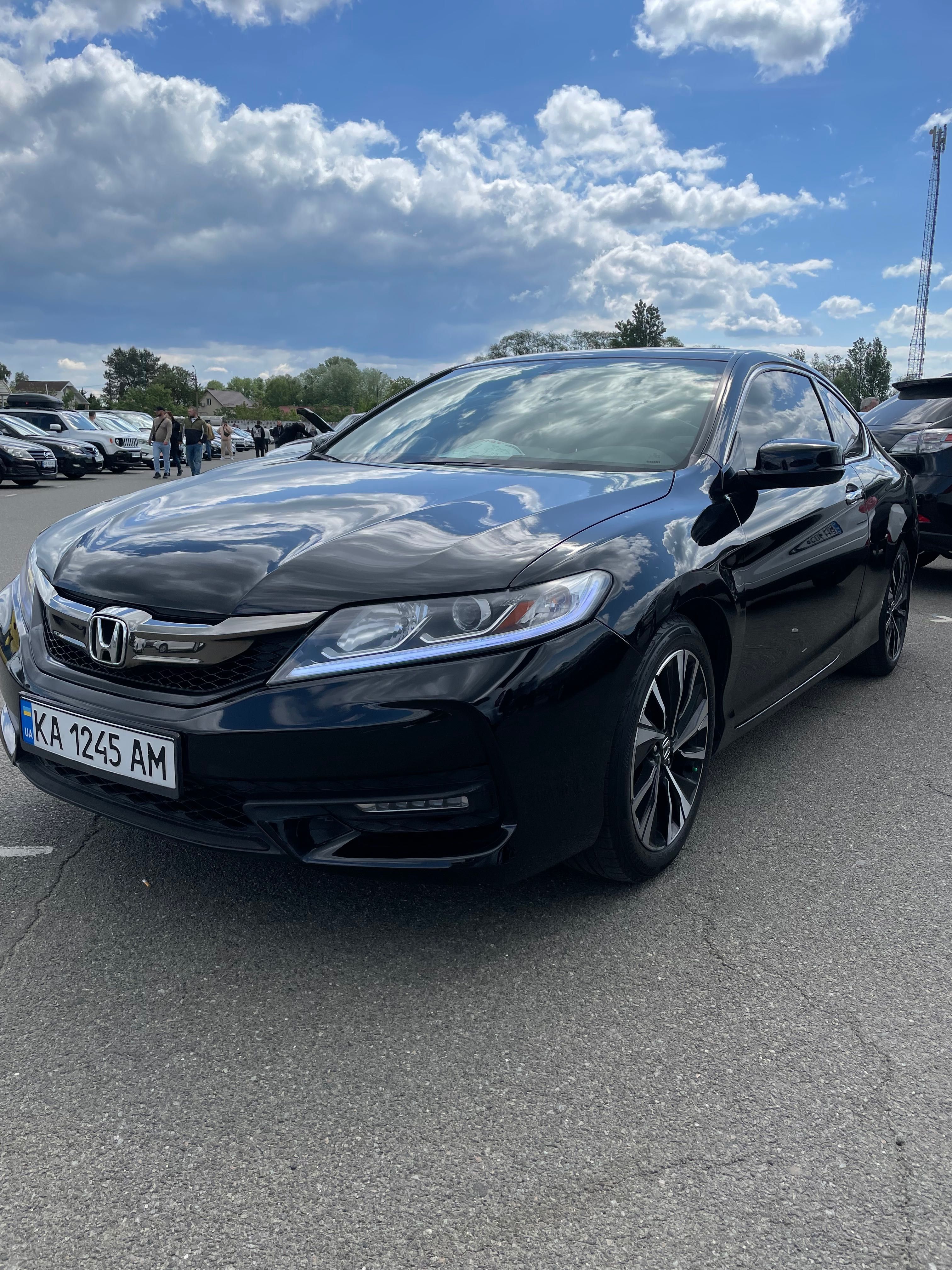 Продам автомобіль Honda Accord 2016; 3.5;v6. Купе. Чорний. 14900 Київ