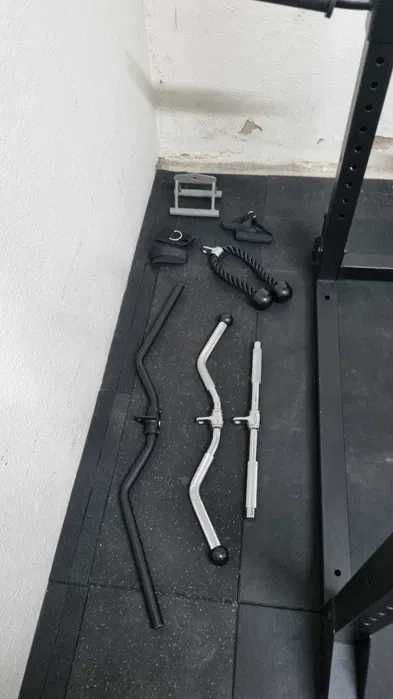 Rack de Musculação - Excelente Estado