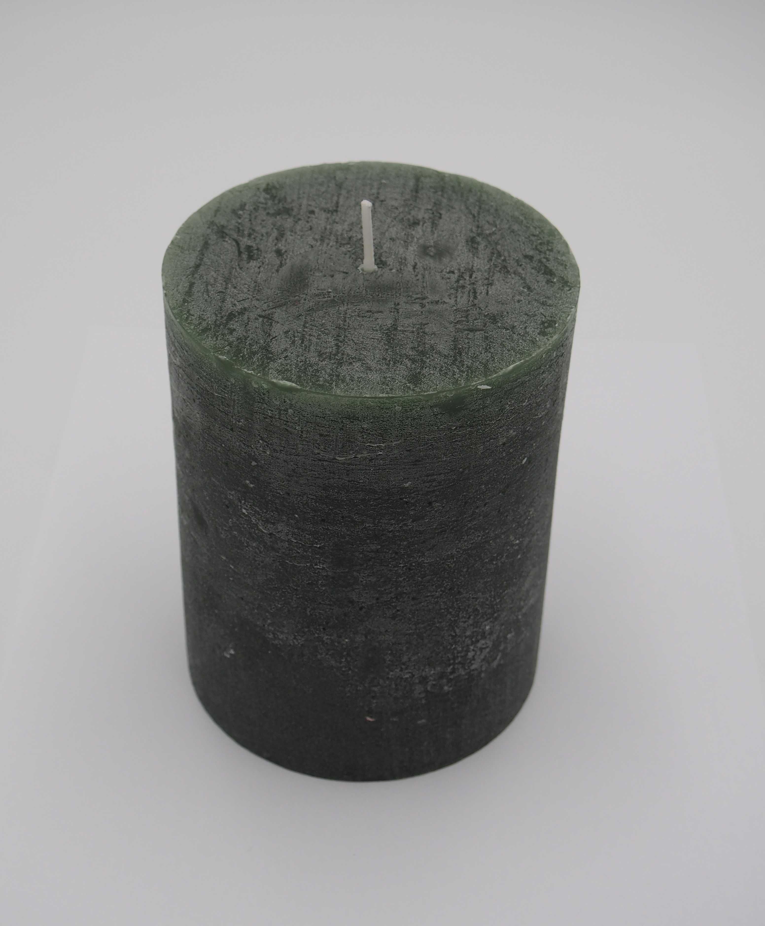 Świeca świeczka dekoracyjna retro walec 13x10 cm zielona