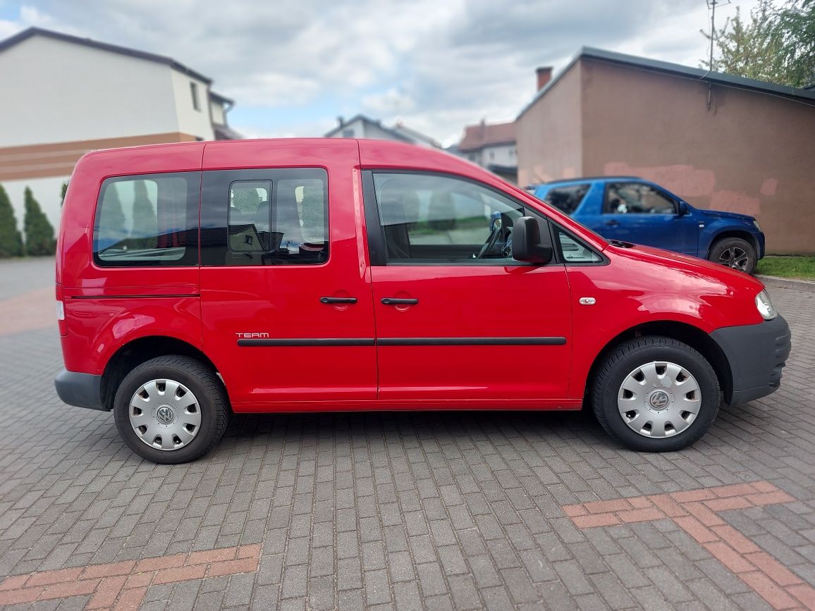 Ładny VW CADDY * 2010 Rok * 1.4 Benzyna * Nowy Rozrząd Olej Filtry