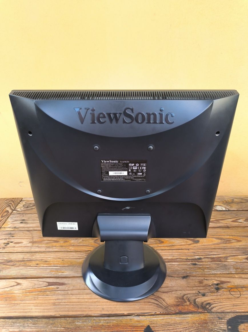 Монітор ViewSonic VA903b та все для нього