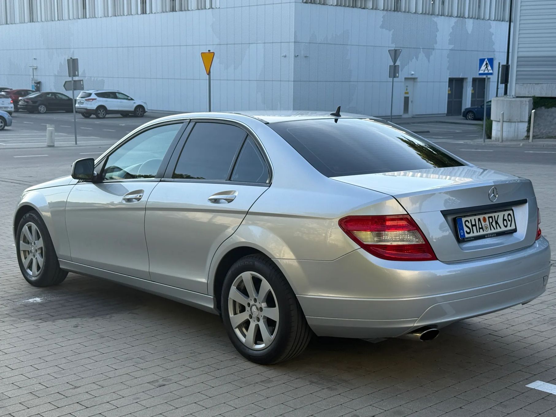 Mercedes-Benz Klasa C 184KM 09r. SUPER STAN sedan manual org. przebieg 211tys. serwis