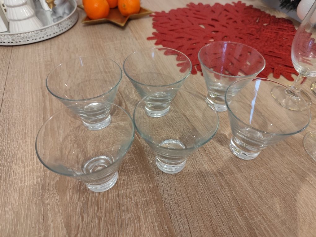 Oddam za darmo szklanki