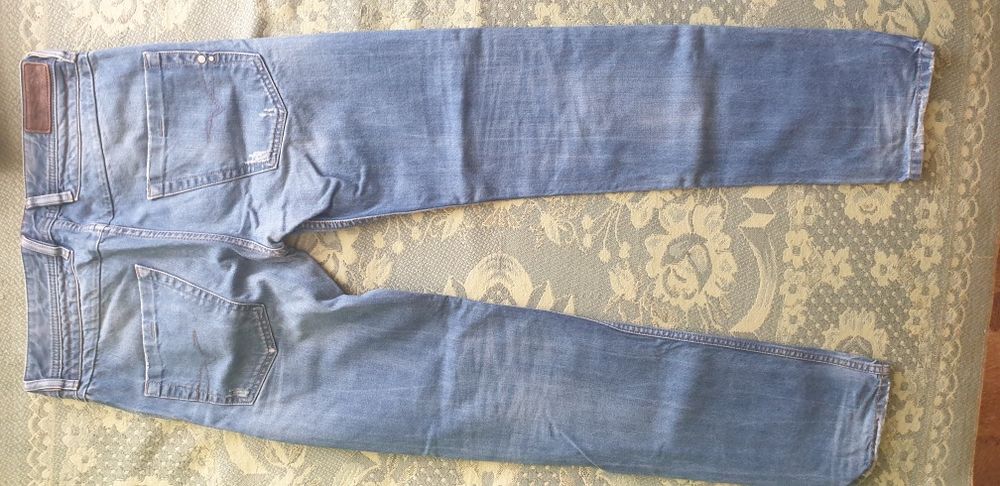 Джинсы Diesel Italy  30/32