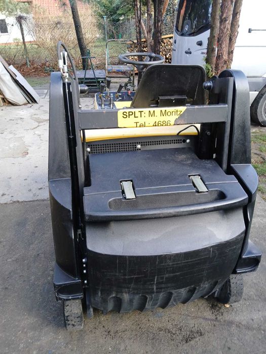 Zamiatarka samojezdna Karcher KMR 1250