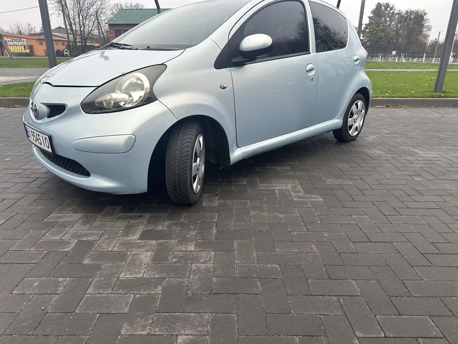 Продам Тойоту Айго  в рідній фарбі стан дуже гарний