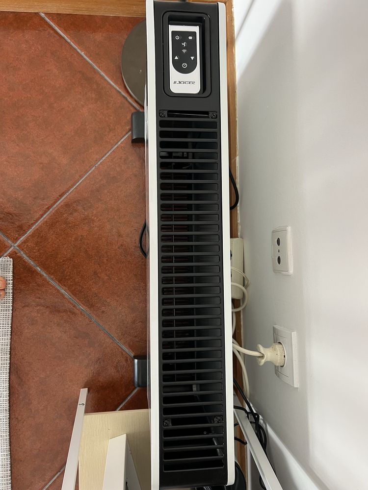 Aquecedor de convecção marca Jocel com telecomando e programável