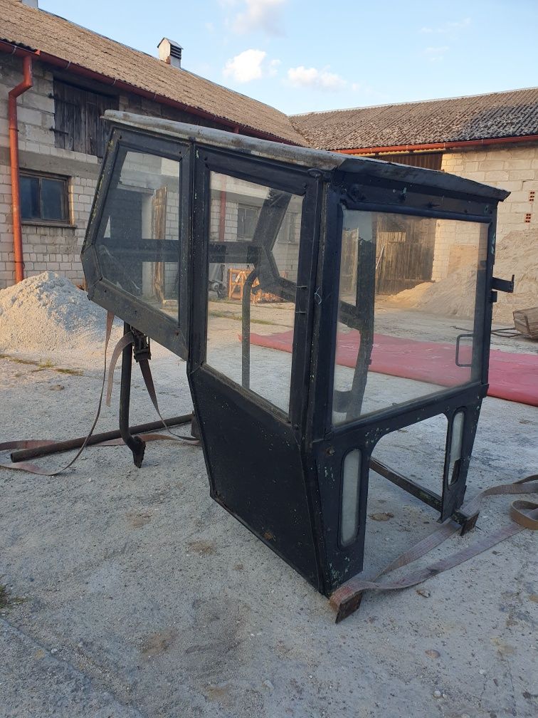 Kabina ursus c 360