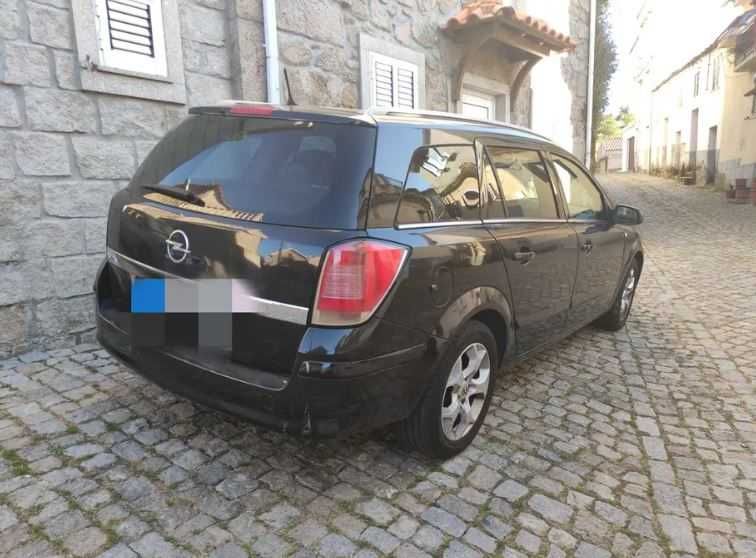 Opel Astra Station Wagon (carrinha) a GPL, Muito Económica