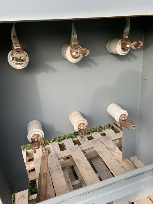 Трансформатор КТП запобіжники