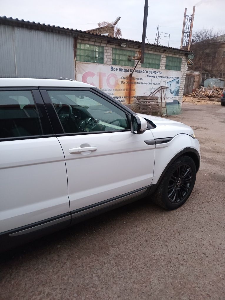 Land Rover Range Rover Evoque 2.2 d sd4 190к.с