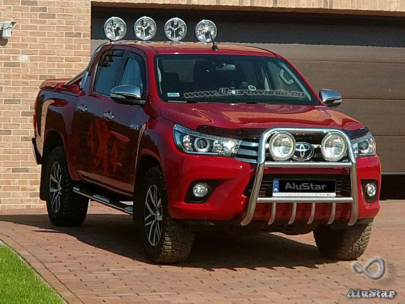 Toyota Hilux Orurowanie stopnie podesty Rury Producent