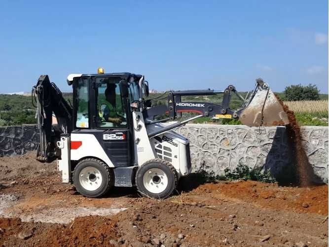 Оренда екскаватора JCB 3CX 4CX 3сх 4сх Послуги гідромолота ямобура бур