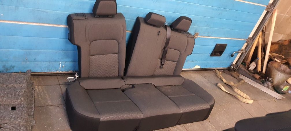 Салон Nissan Ariya
