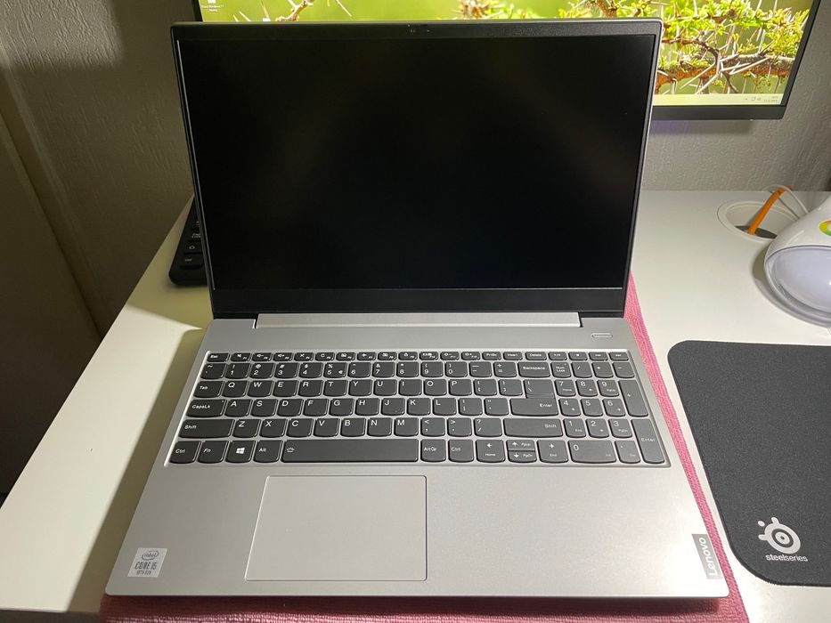 Laptop Lenovo IdeaPad S340-15IIL uszkodzony, kompletny