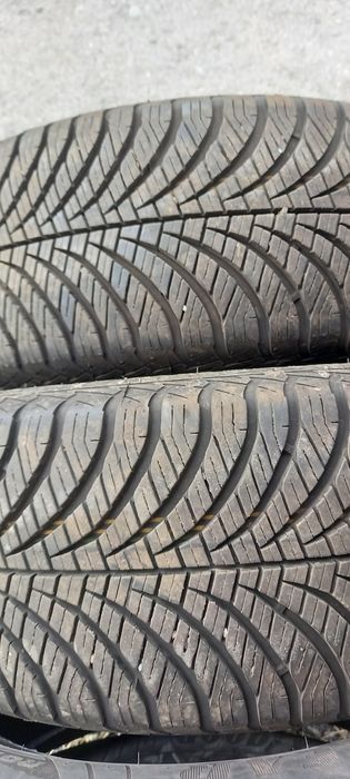 Комплект ризини 195/60R15 GOODYEAR