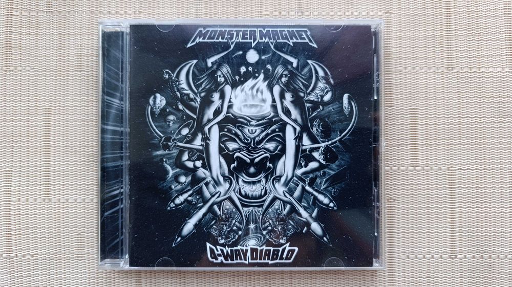 CD Evanescence,Monster Magnet, Napalm Death, Savage Circus, Anathema.