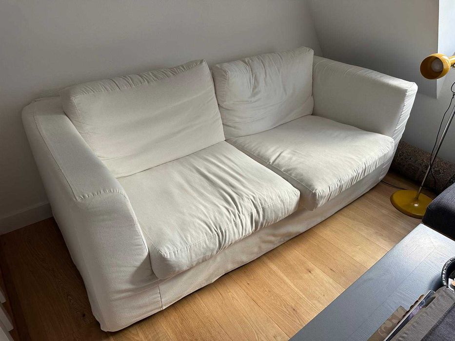 Sofá branco – enchimento de penas