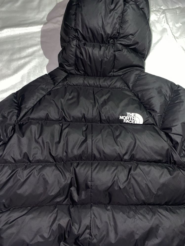 Женская куртка The north face чёрная s tnf