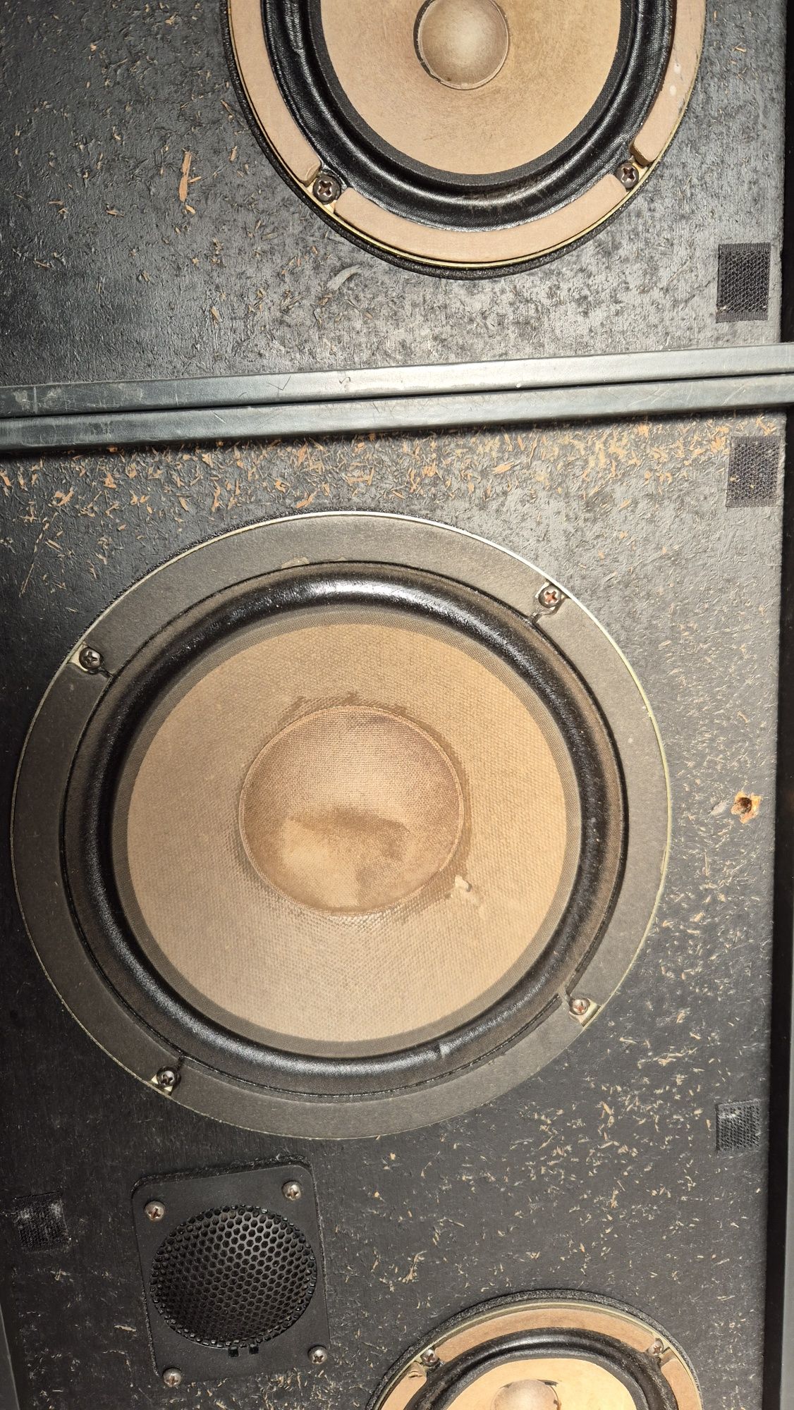Wieża Grundig z głośnikami