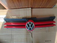 VW GOLF 4 grill atrapa chłodnicy kolo LP3G