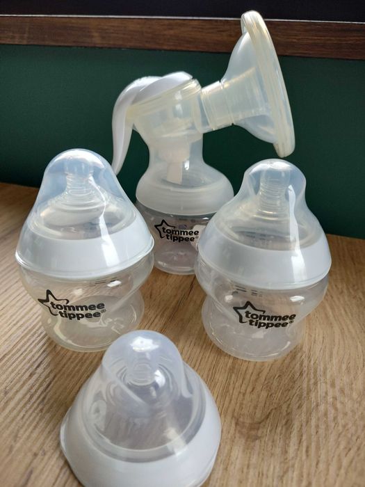 Laktator ręczny tommee tippee + zestaw butelek - jak nowy
